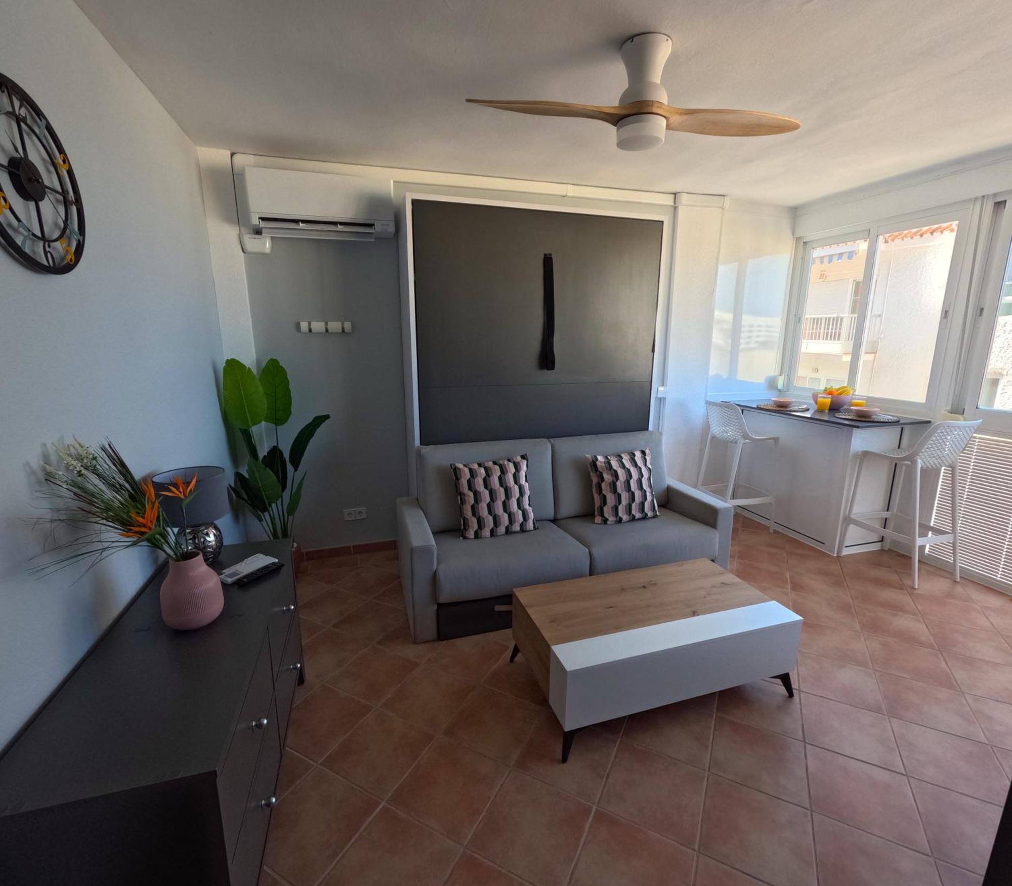 Estudio Vista Mar Nerja Luaran gambar